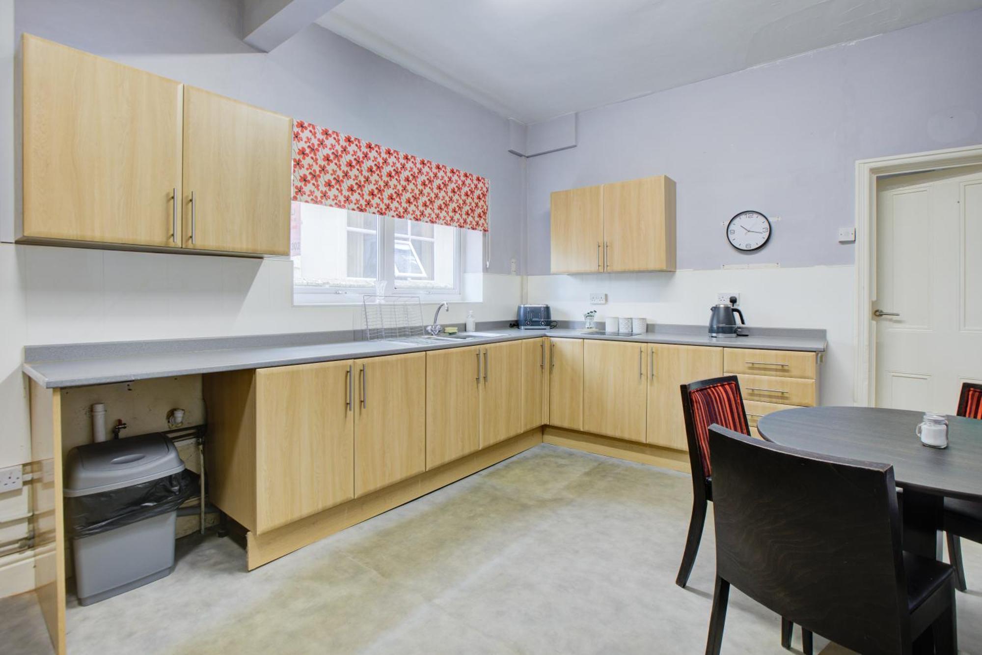 The Sandringham Court Hotel & Apartment Welcoming Large And Small Groups For 15 Years 黑潭 外观 照片