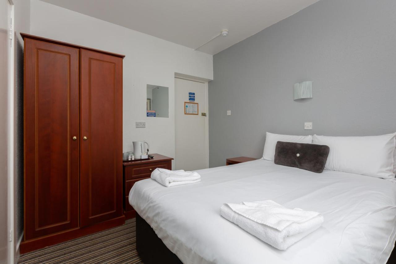 The Sandringham Court Hotel & Apartment Welcoming Large And Small Groups For 15 Years 黑潭 外观 照片